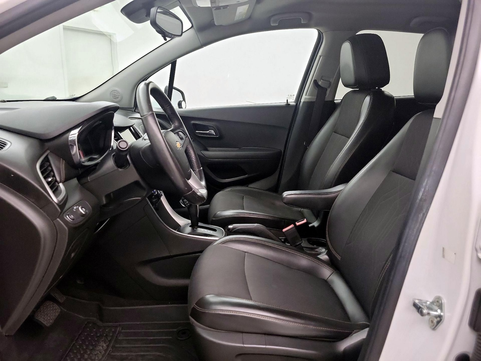 Power Seat(s) & Side Airbags