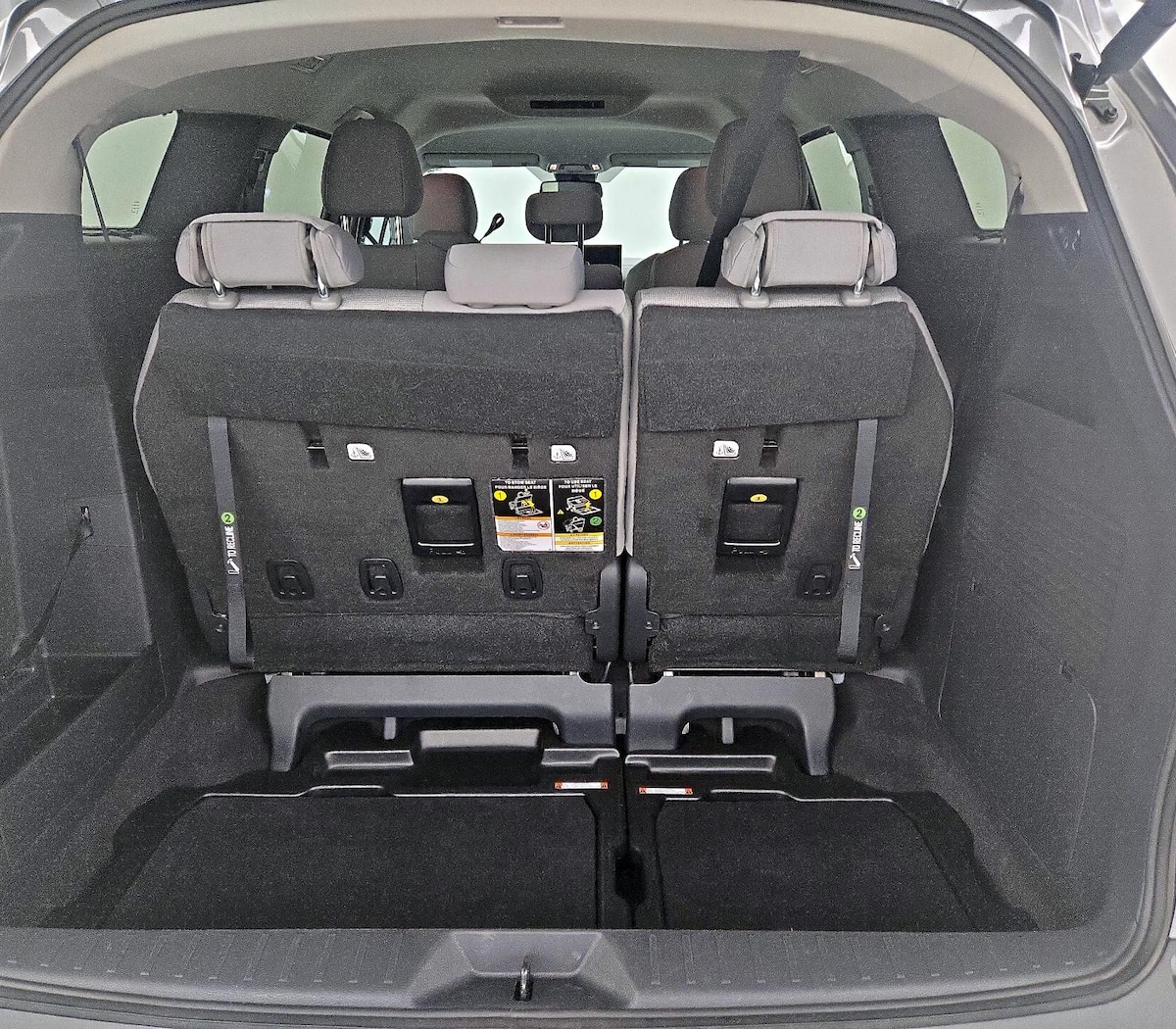 Trunk/Cargo (Seats Up)