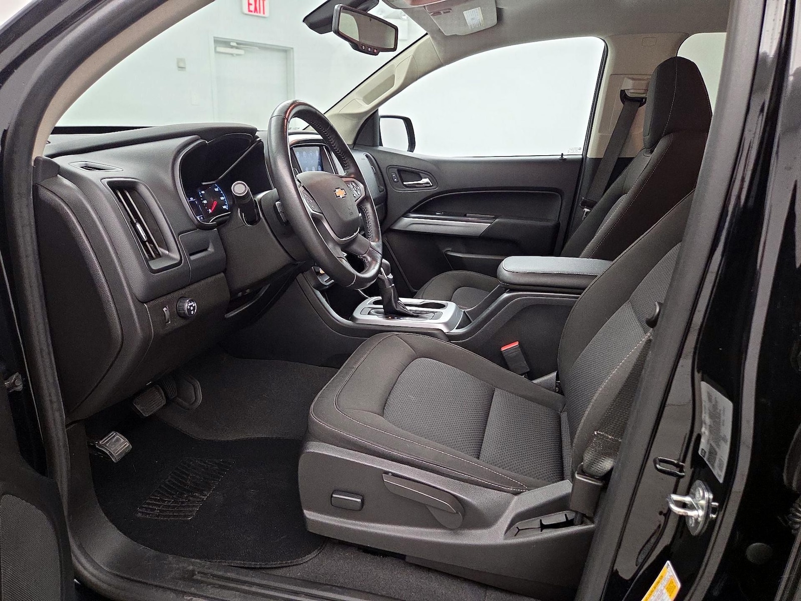 Power Seat(s) & Side Airbags