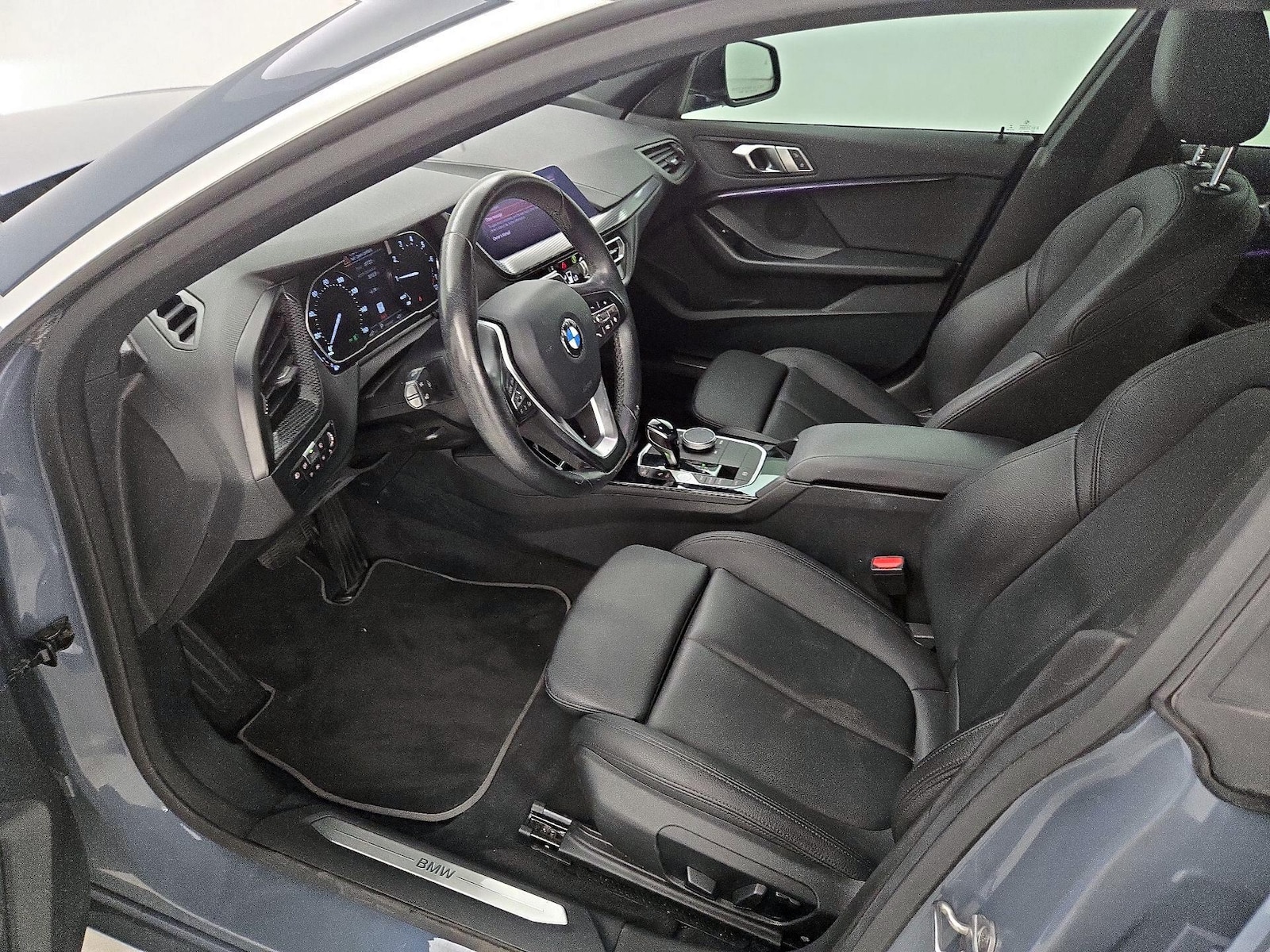 Power Seat(s) & Side Airbags
