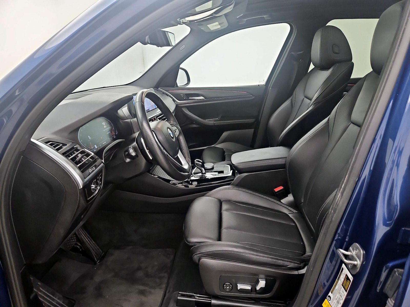 Power Seat(s) & Side Airbags