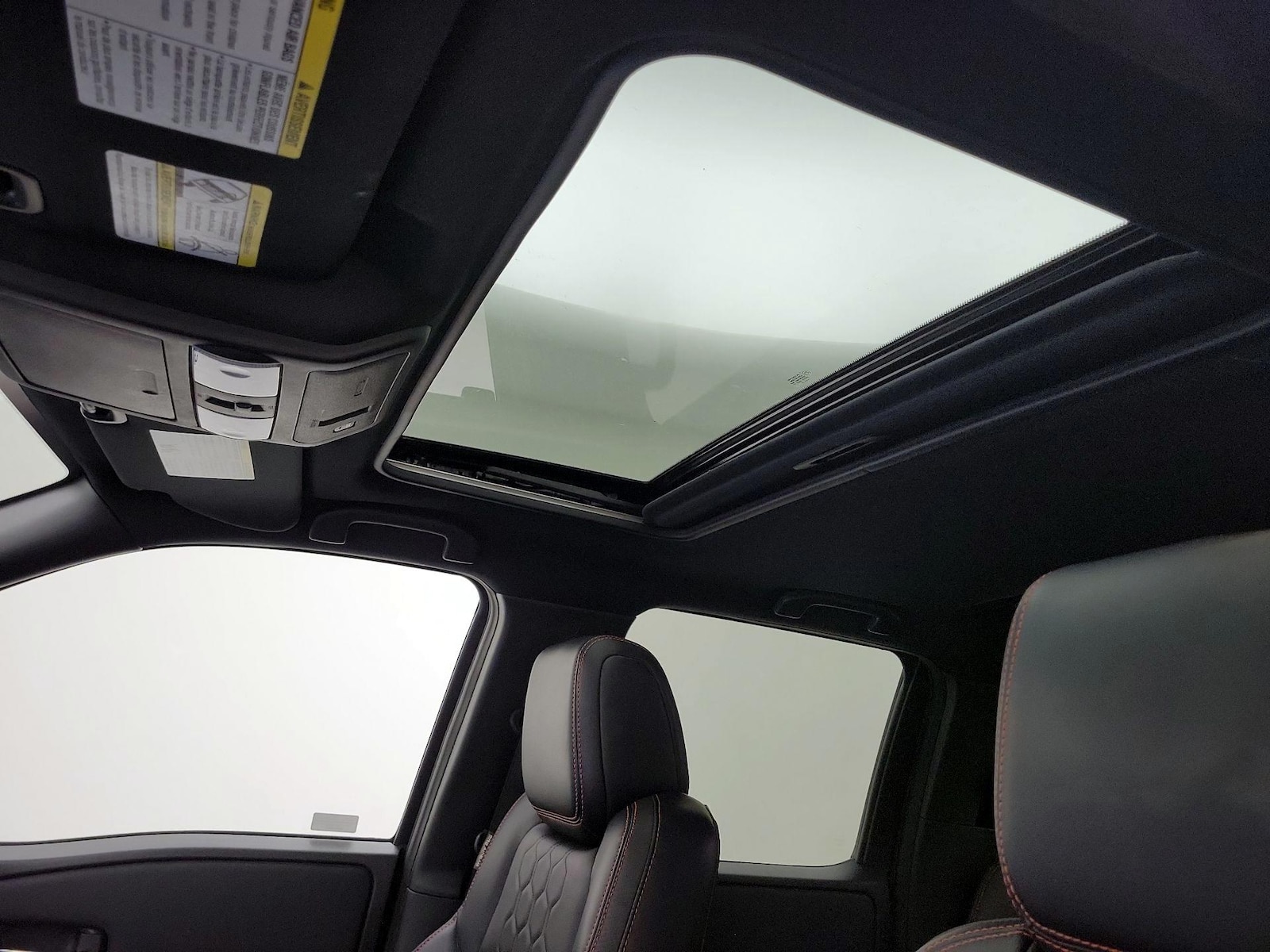 Sunroof(s) & Overhead Airbags