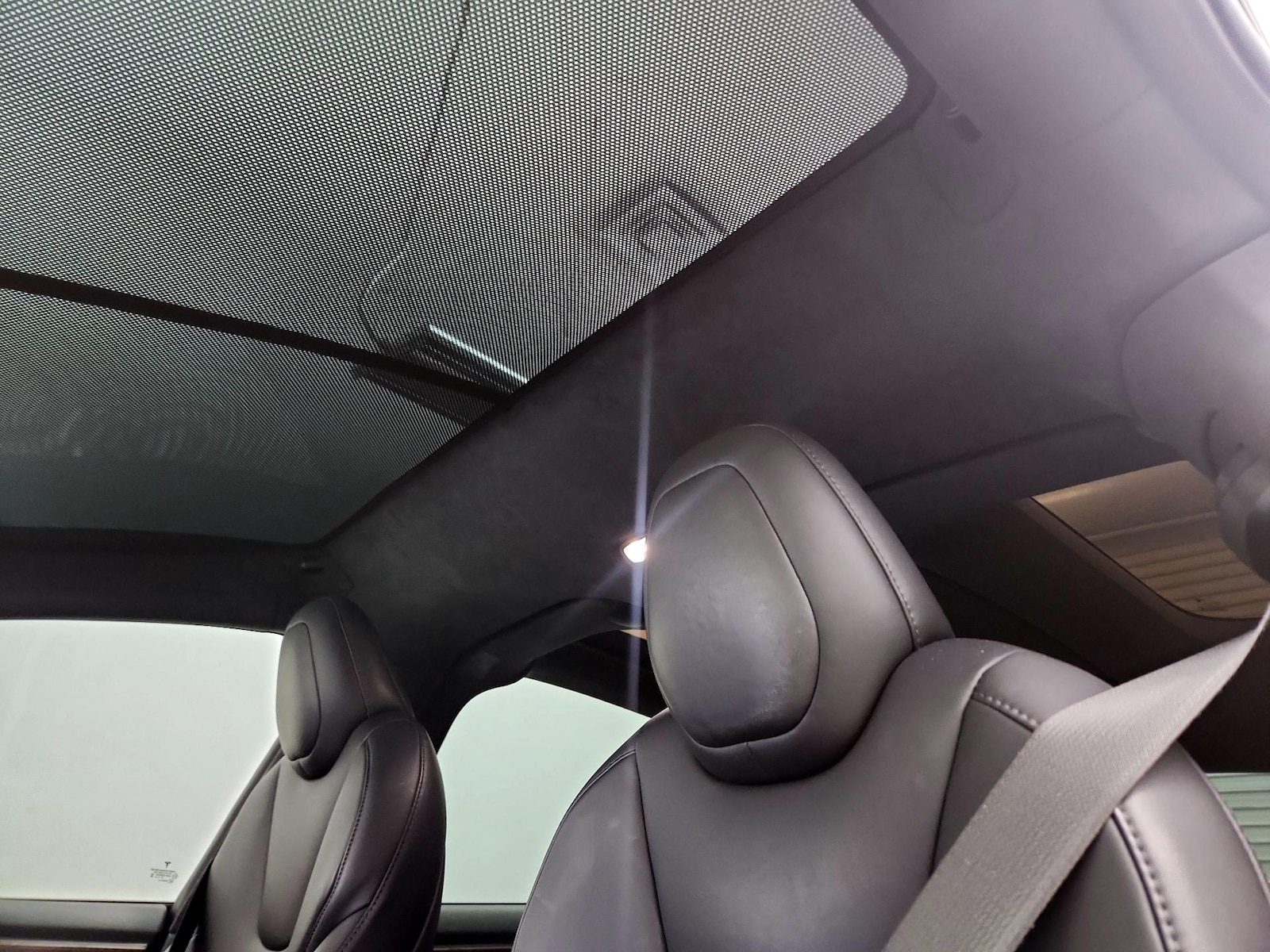 Skylight(s) & Overhead Airbags
