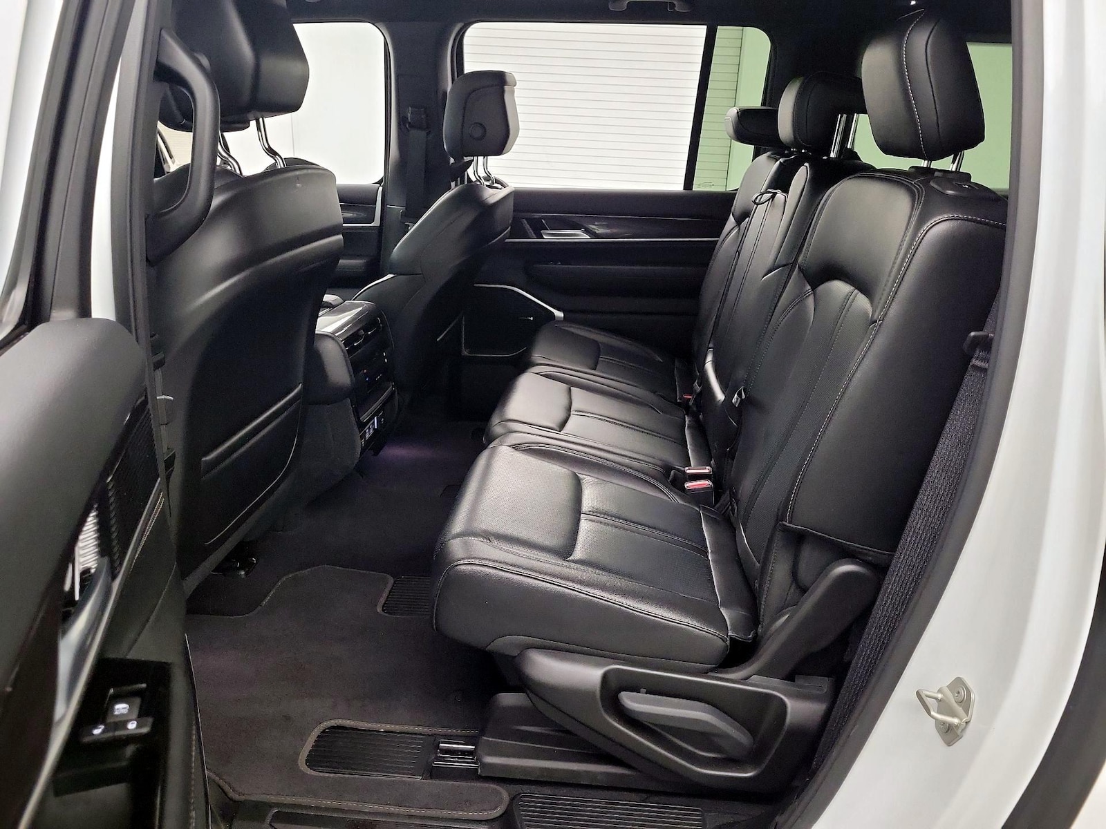 Rear Air Conditioning