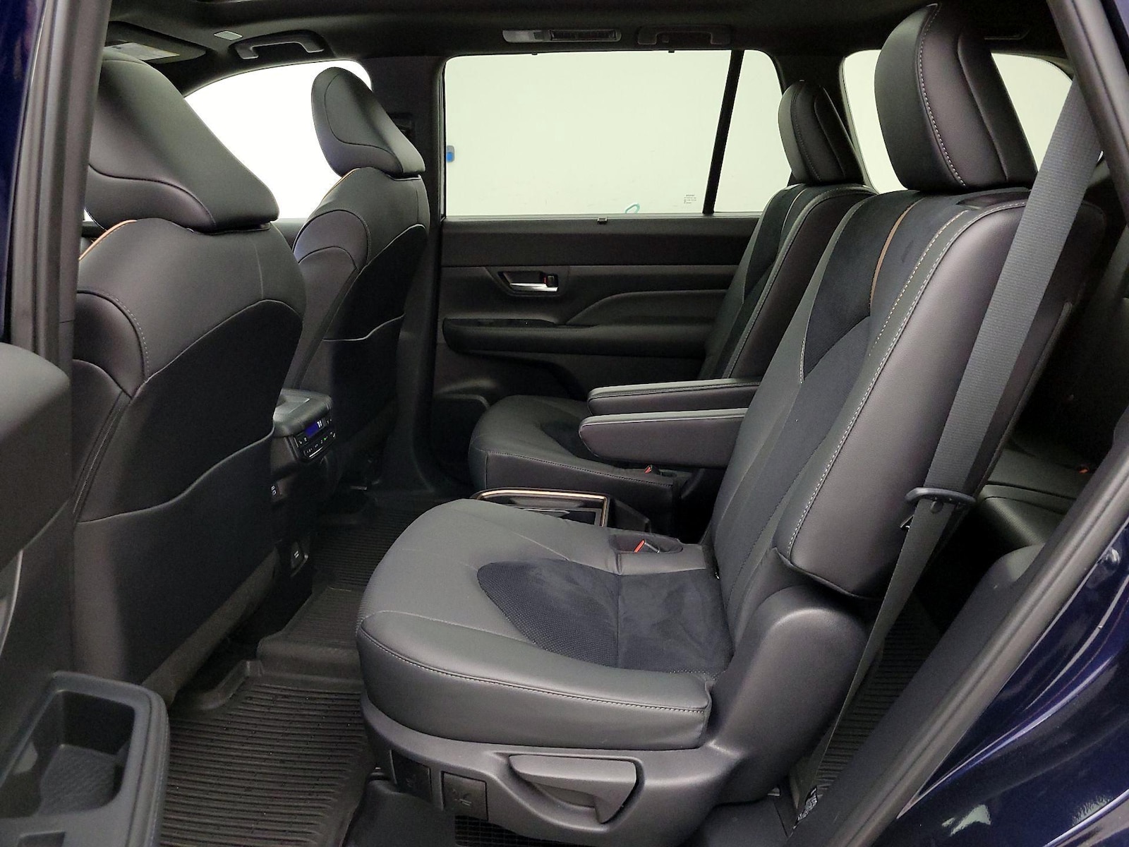 Rear Air Conditioning