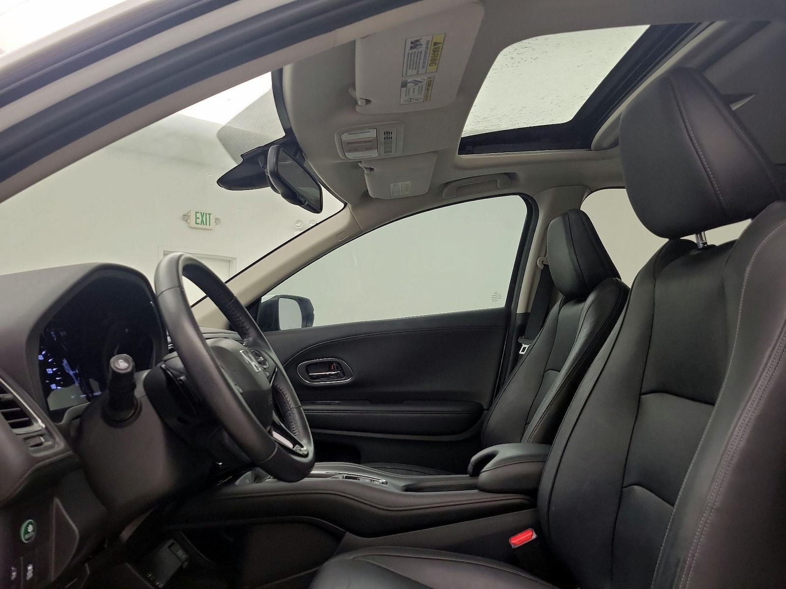 Sunroof(s) & Overhead Airbags