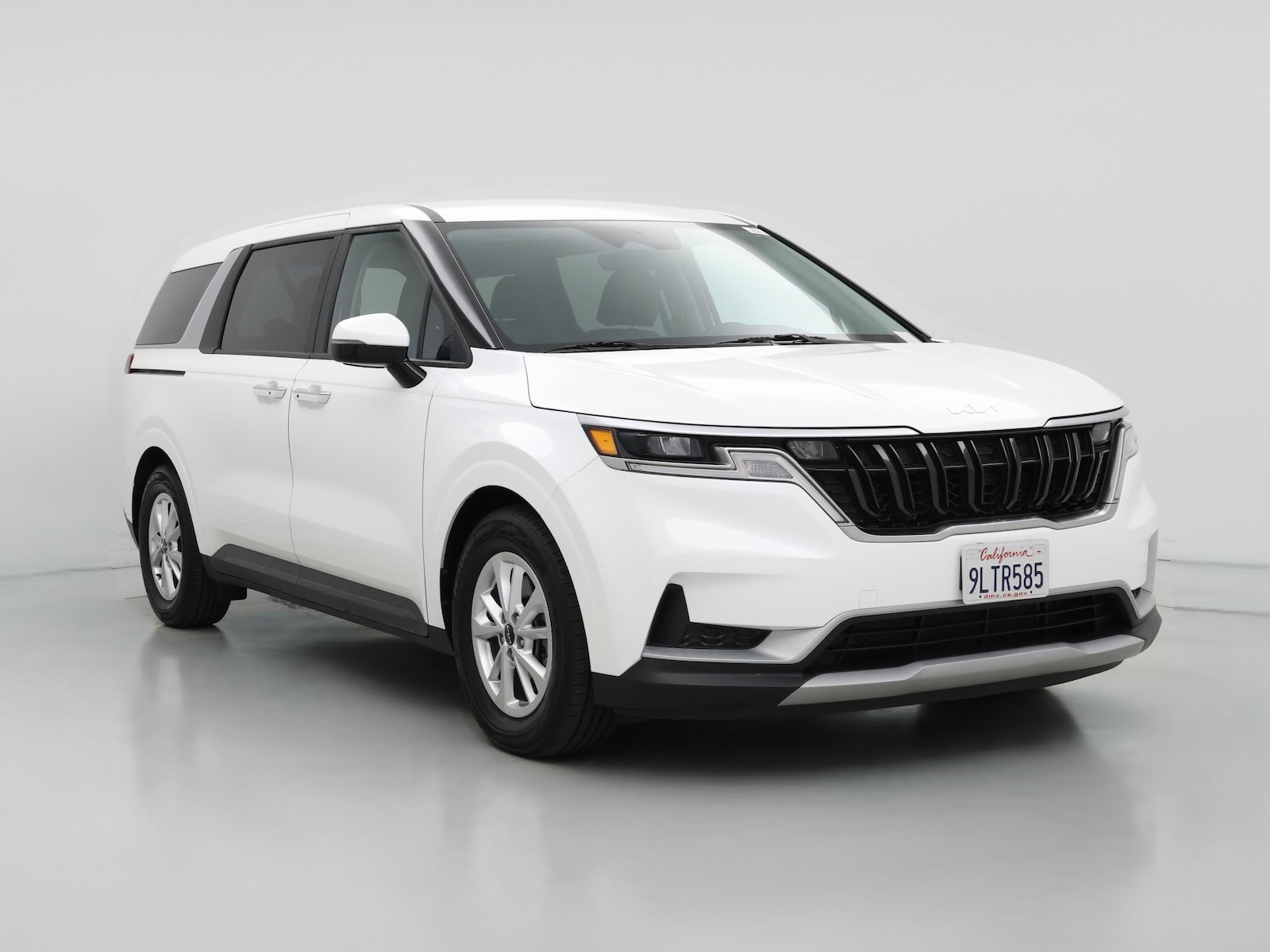 2023 Kia Carnival