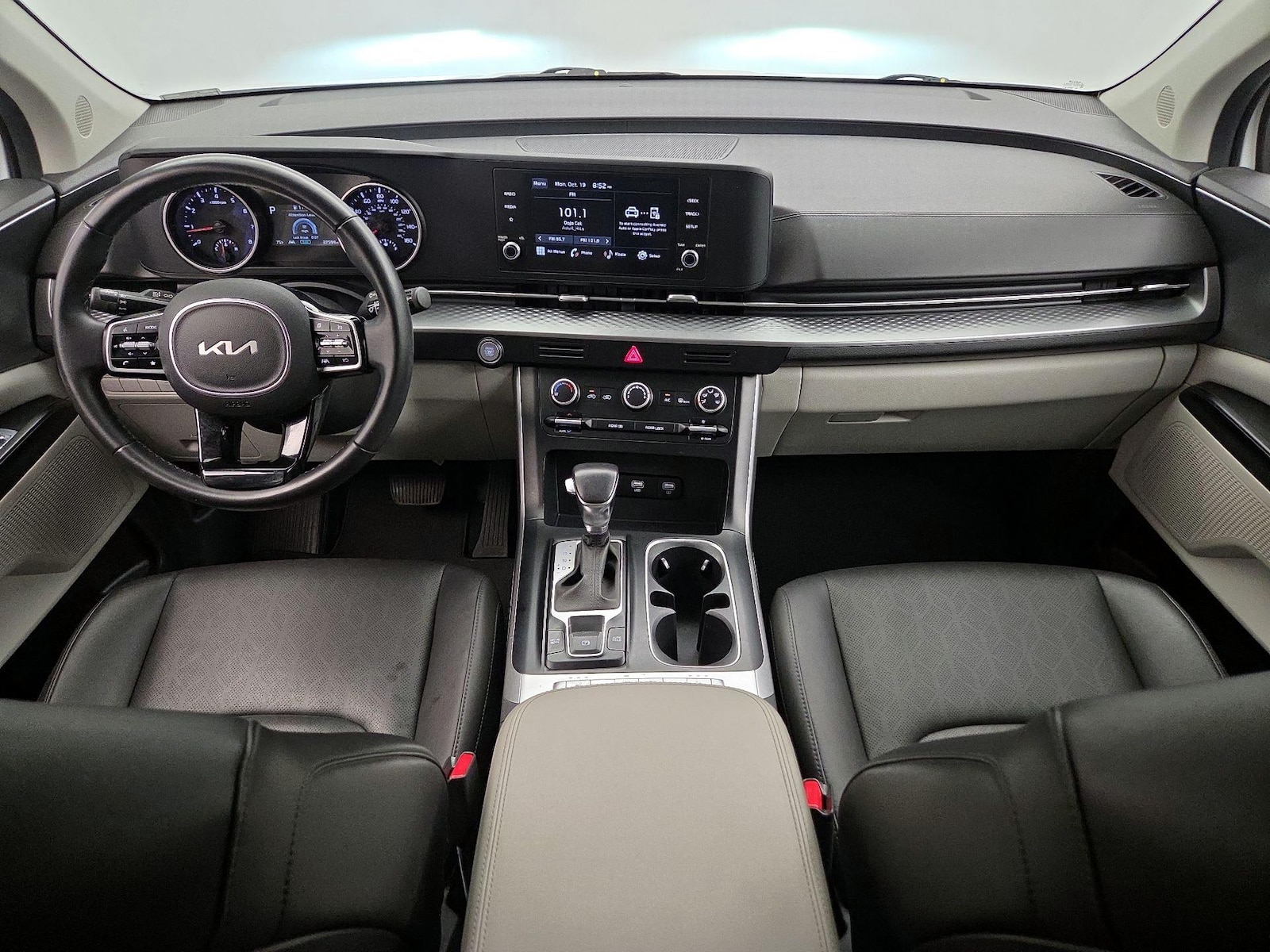 Apple CarPlay® & Android Auto™