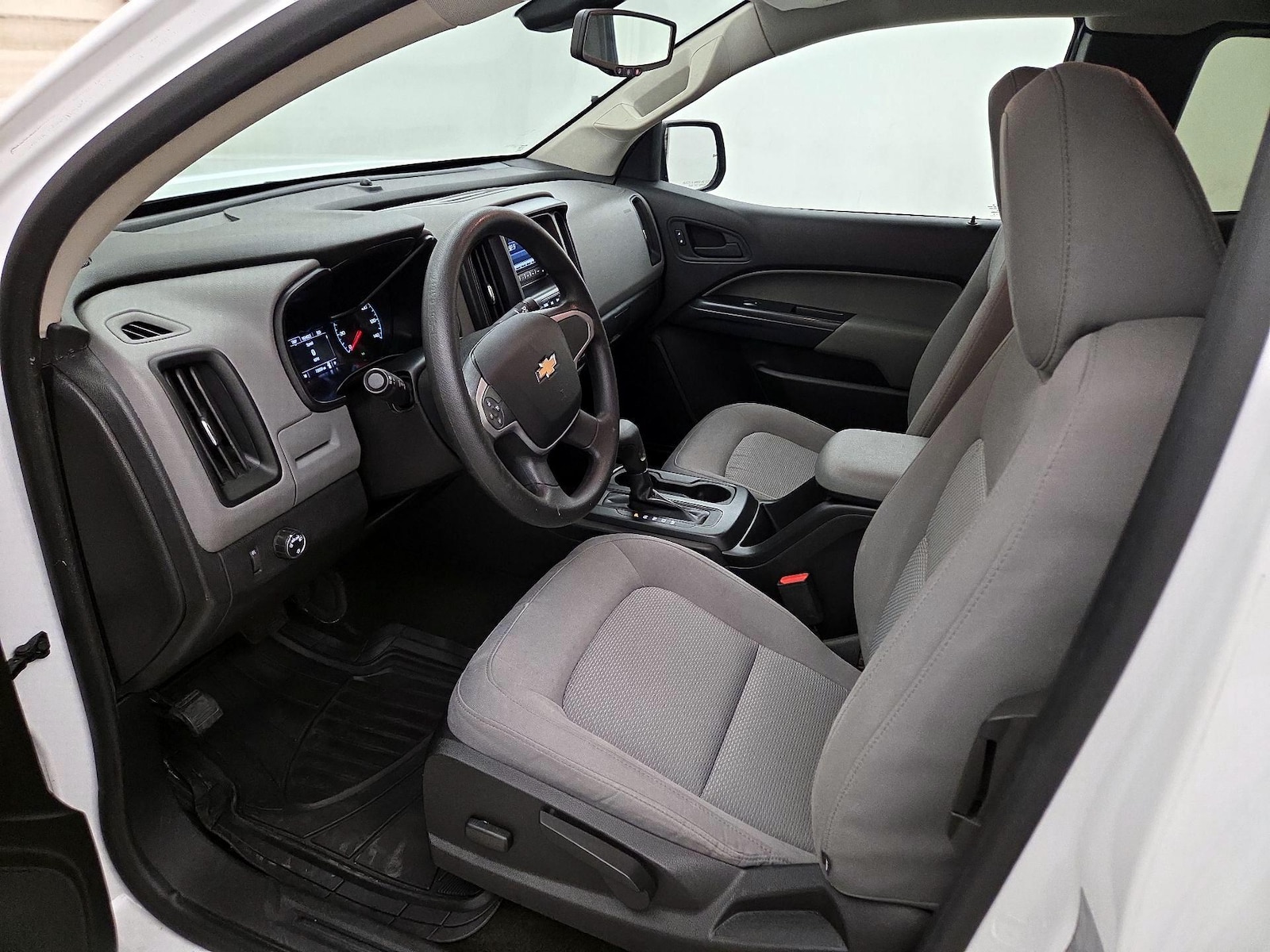 Power Seat(s) & Side Airbags