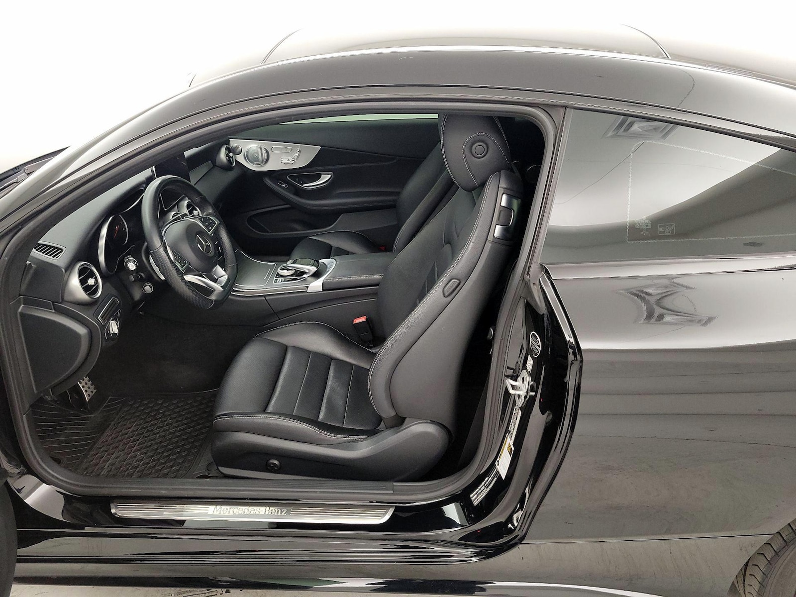 Power Seat(s) & Leather Seats