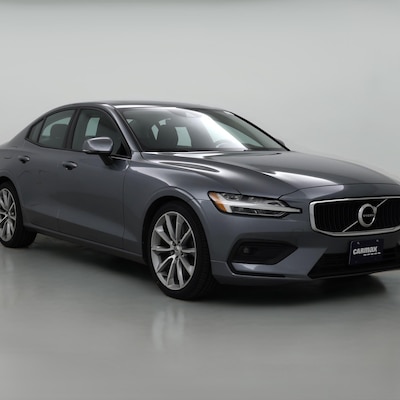 2021 Volvo S60 T6 Momentum
