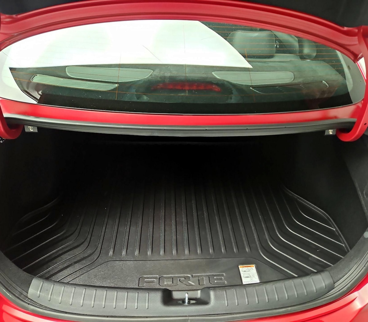 Trunk/Cargo (Seats Up)