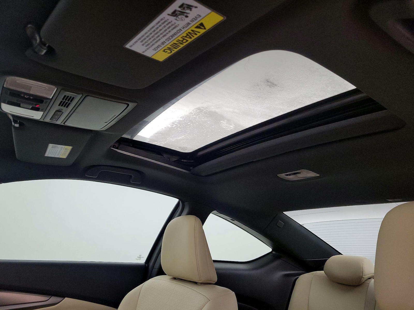 Sunroof(s) & Overhead Airbags