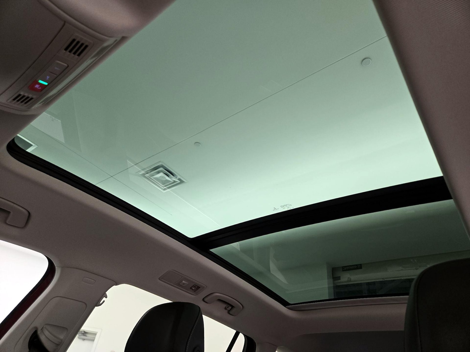 Panoramic Sunroof