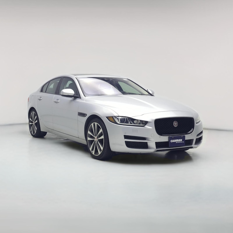 2017 Jaguar XE Prestige