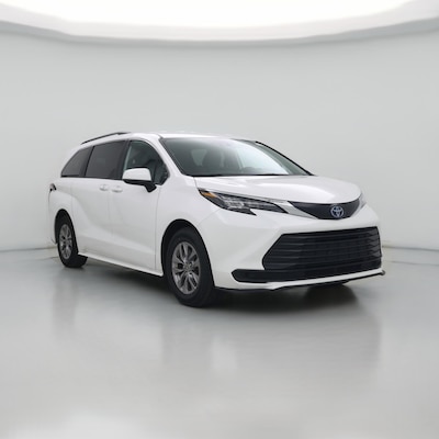 2025 Toyota Sienna LE