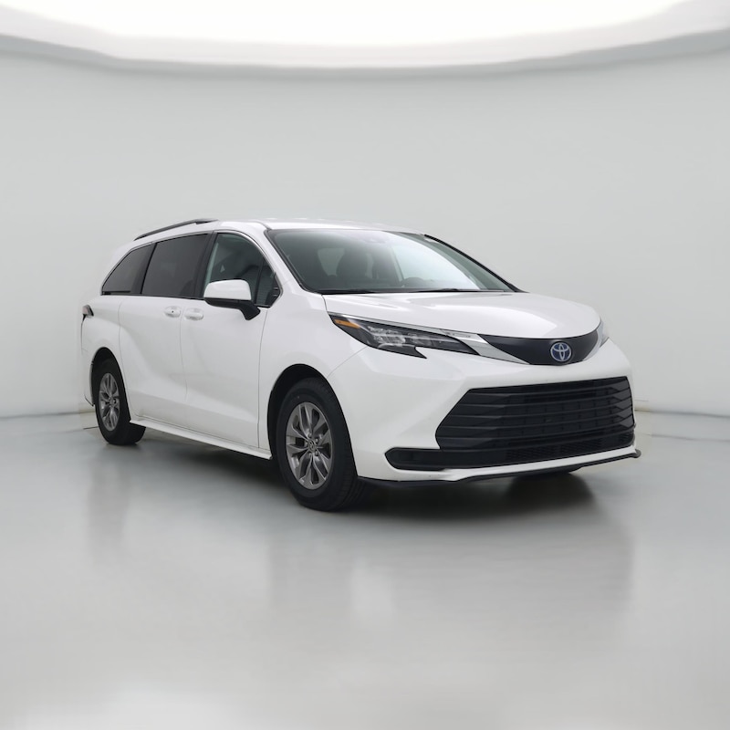 2025 Toyota Sienna LE