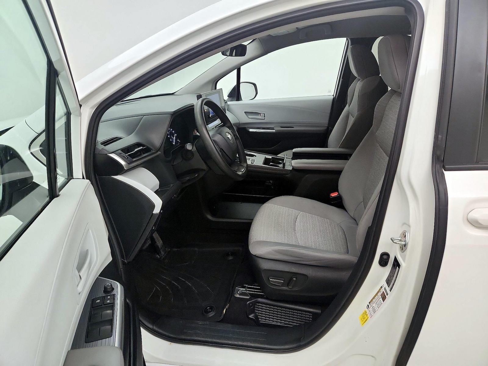 Power Seat(s) & Side Airbags