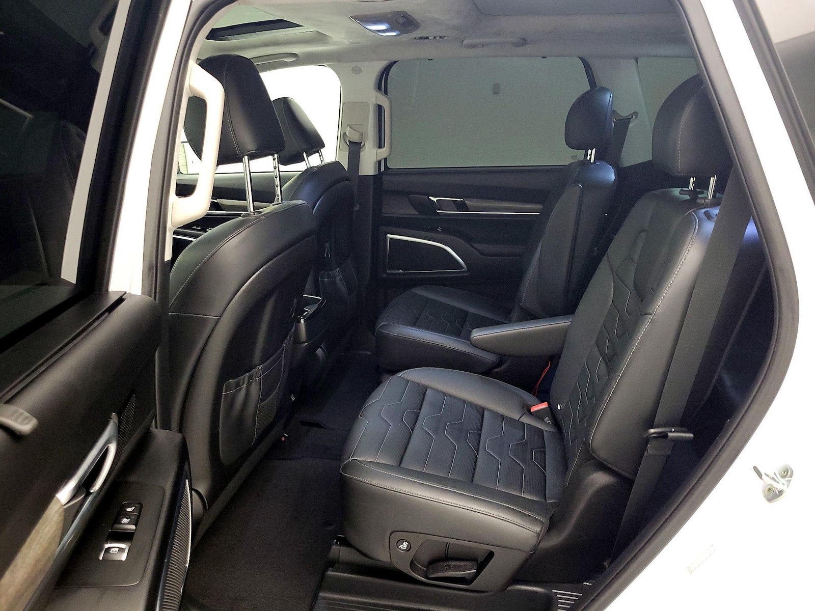 Rear Air Conditioning