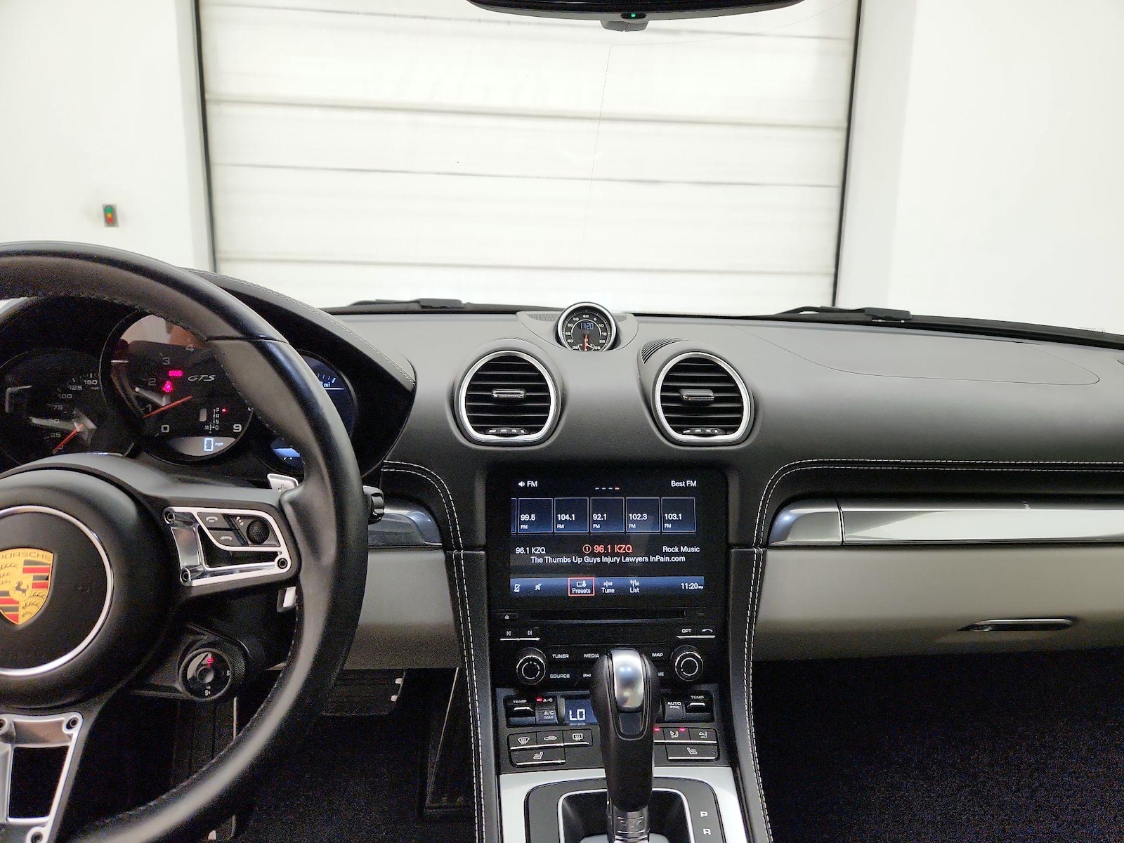 Apple CarPlay® & Android Auto™