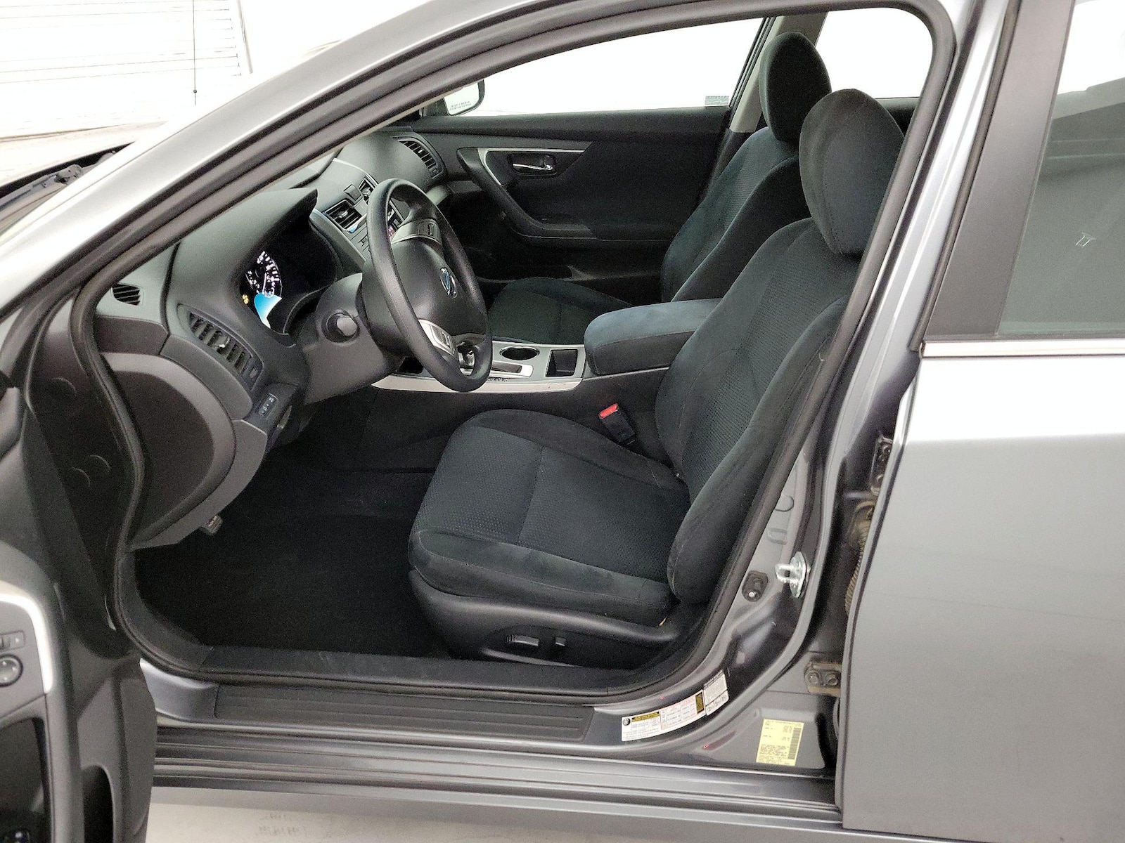 Power Seat(s) & Side Airbags
