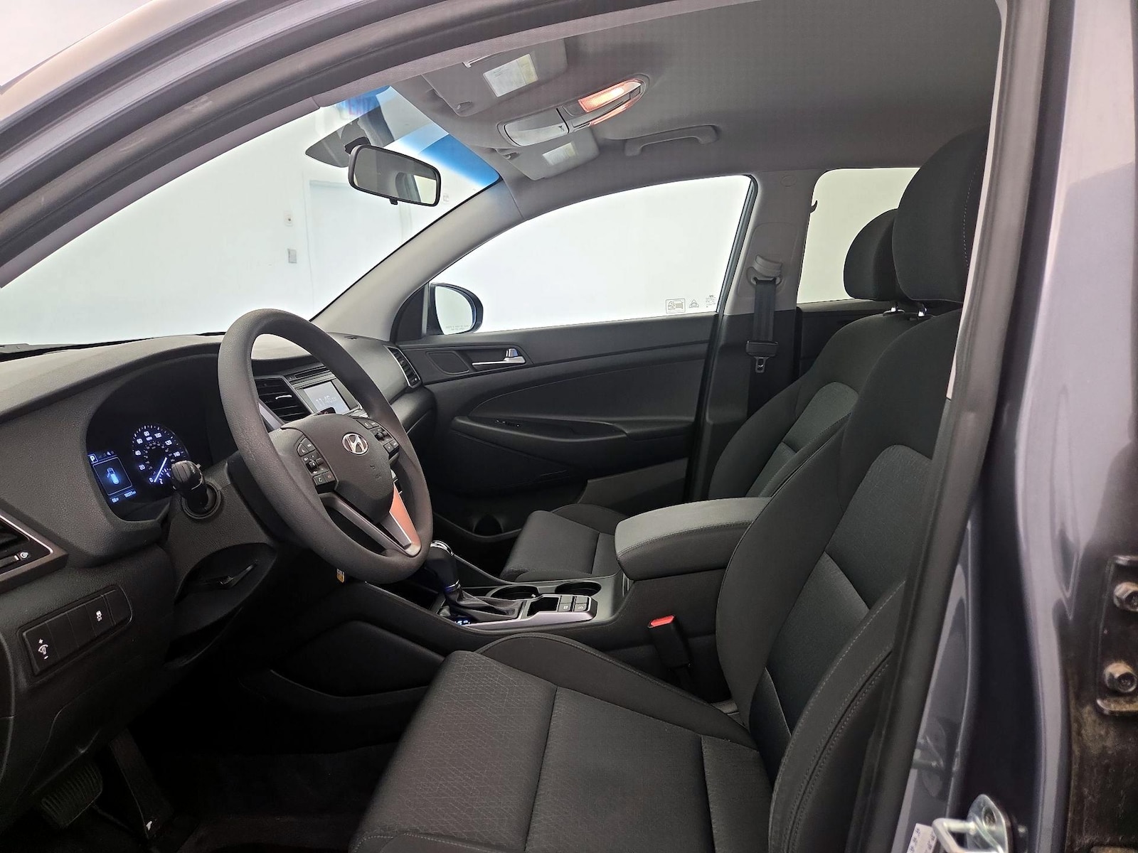 Power Seat(s) & Side Airbags