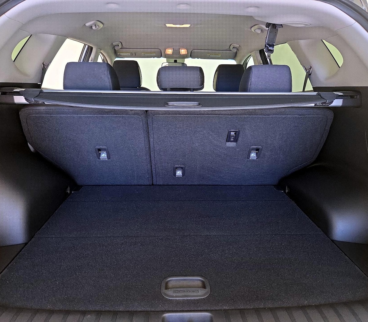 Trunk/Cargo (Seats Up)