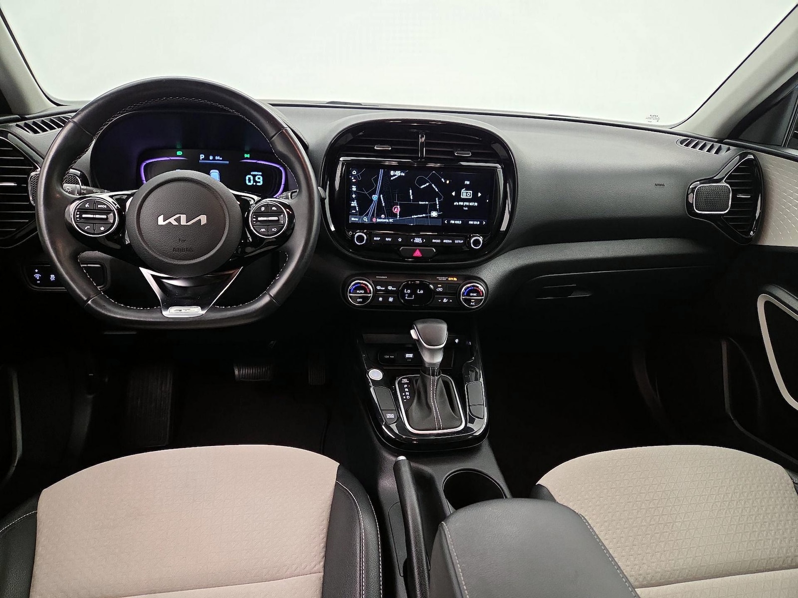 Apple CarPlay® & Android Auto™