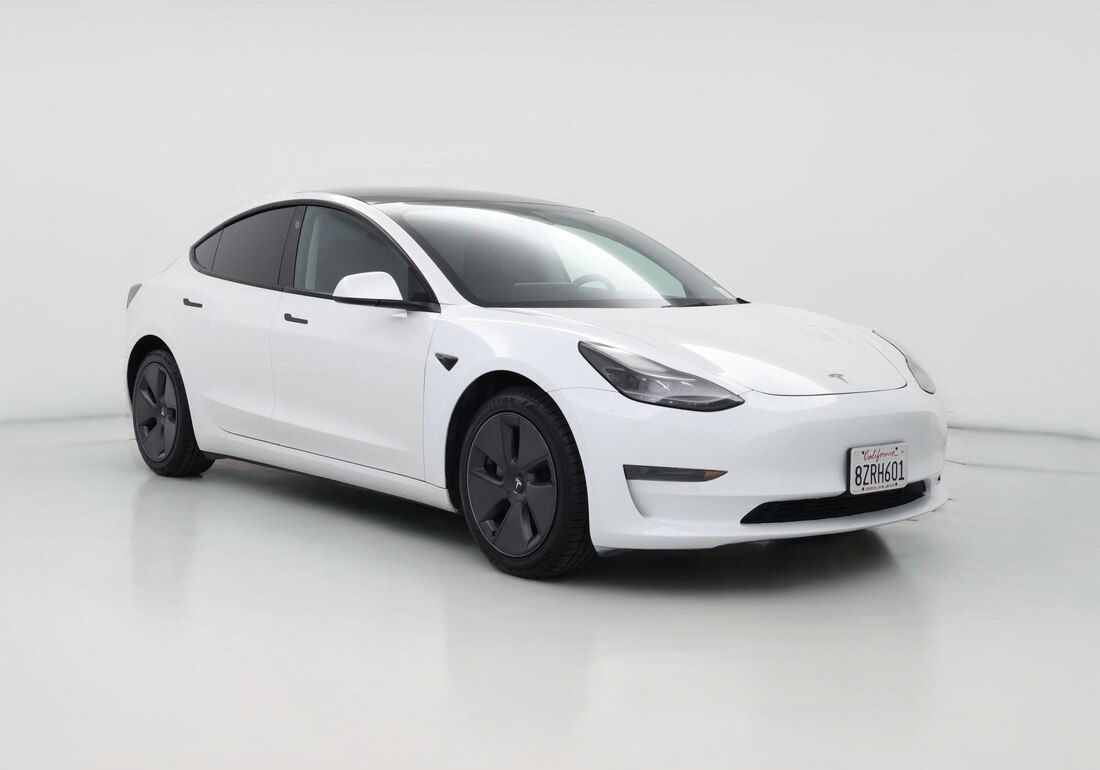 2022 Tesla Model 3 Rear-Wheel Drive in White — CarMax photo