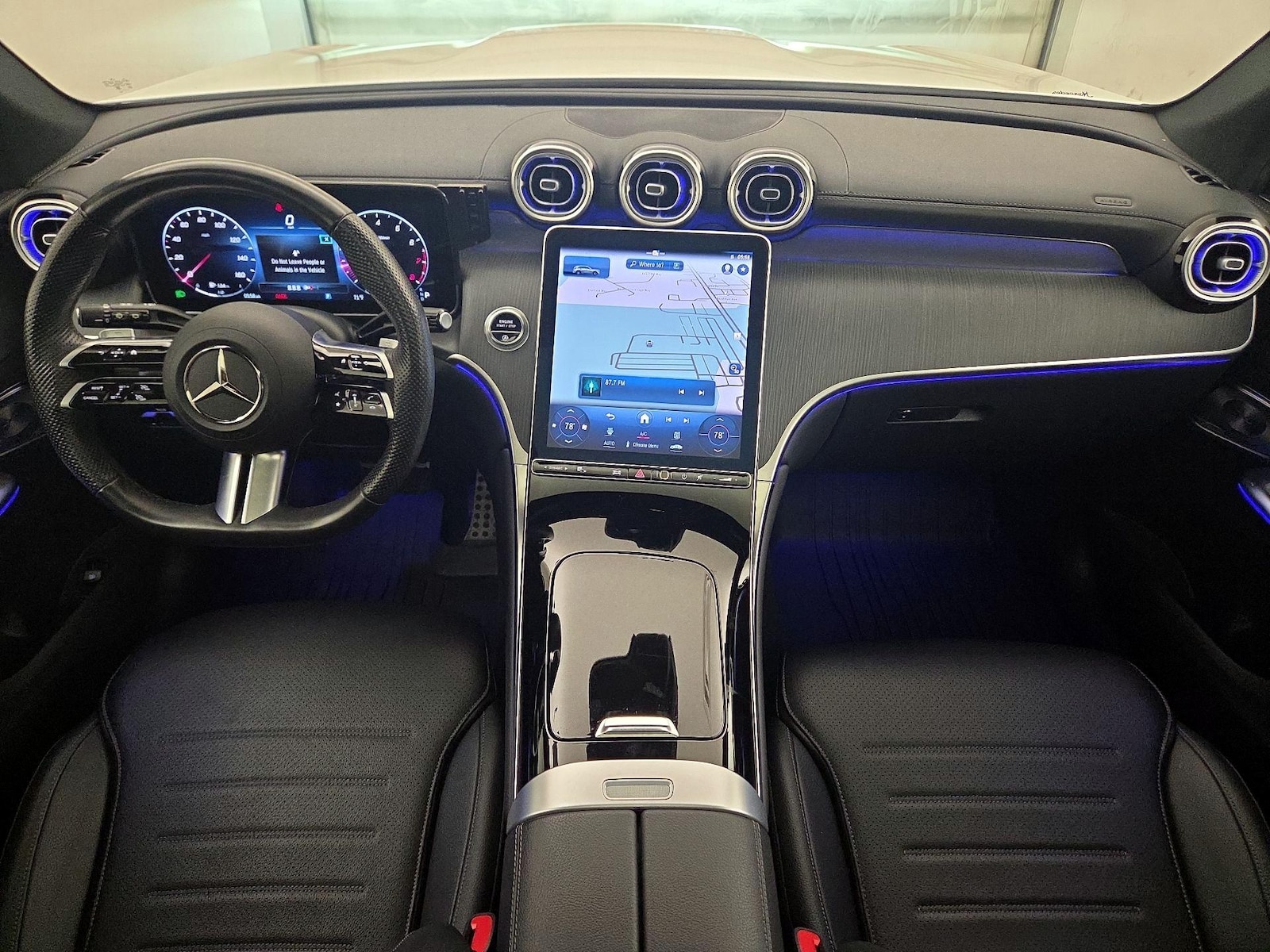 Apple CarPlay® & Android Auto™
