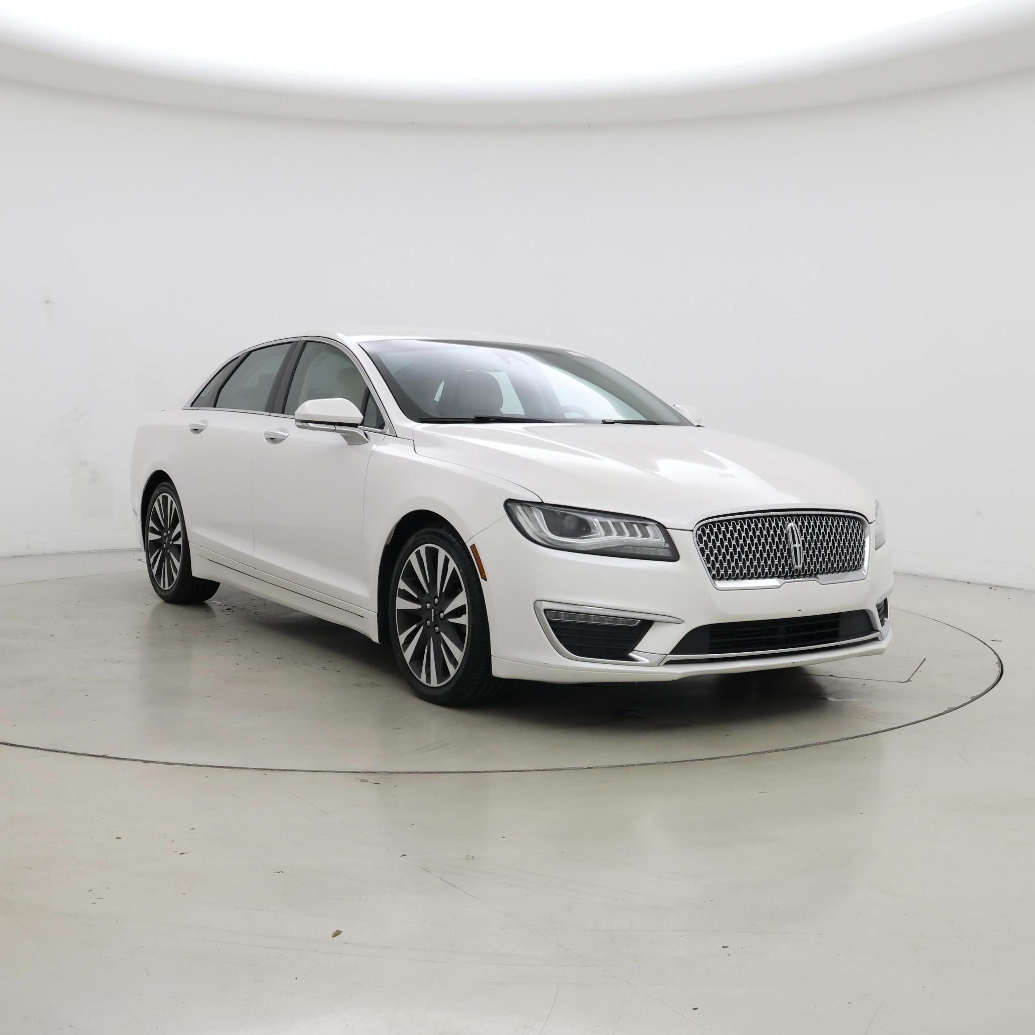 White 2017 Lincoln MKZ Sedan Front-Wheel Drive Automatic