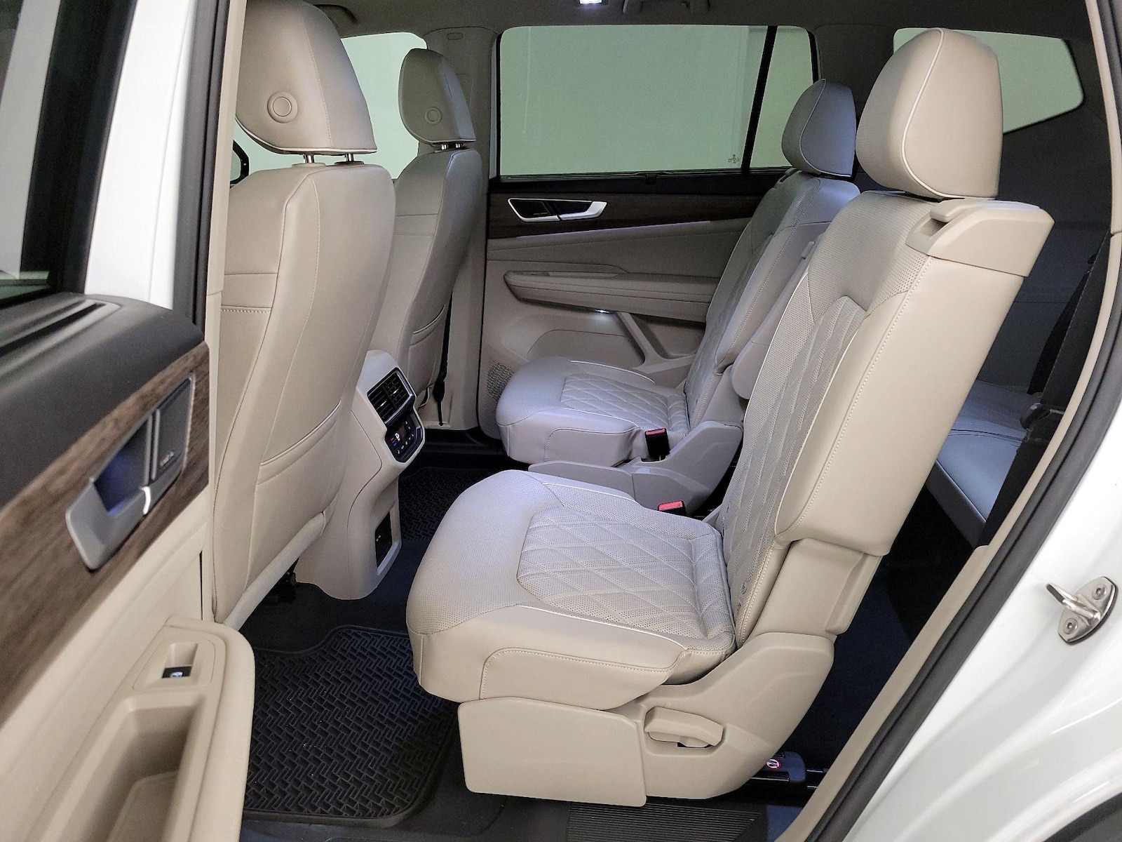 Rear Air Conditioning