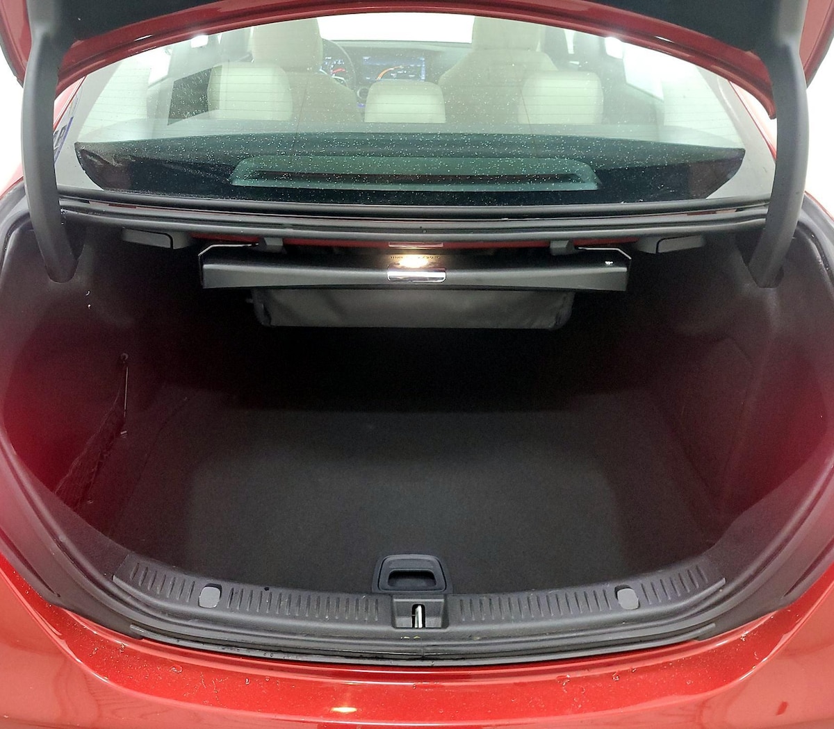 Trunk/Cargo (Seats Up)