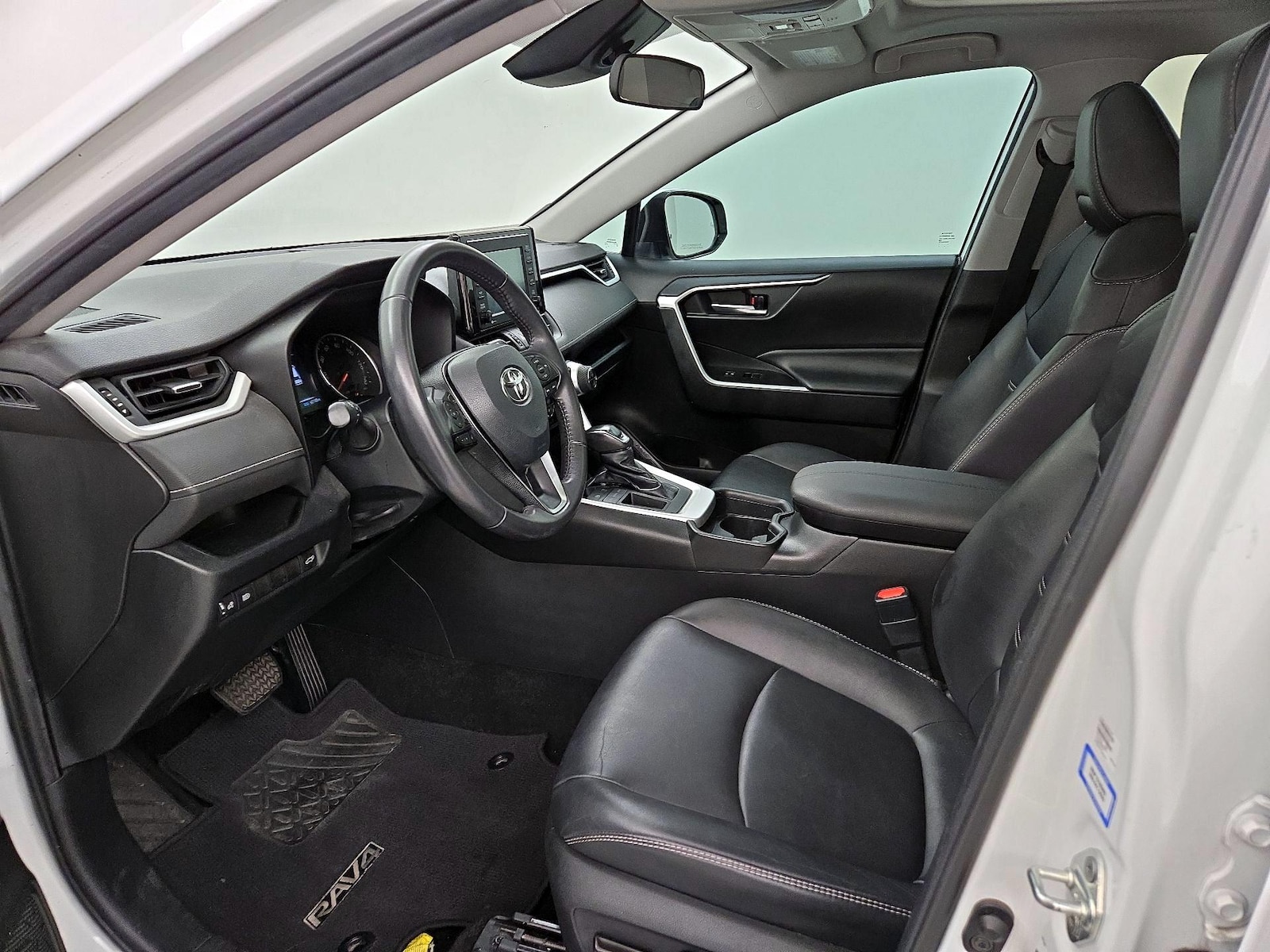 Power Seat(s) & Side Airbags