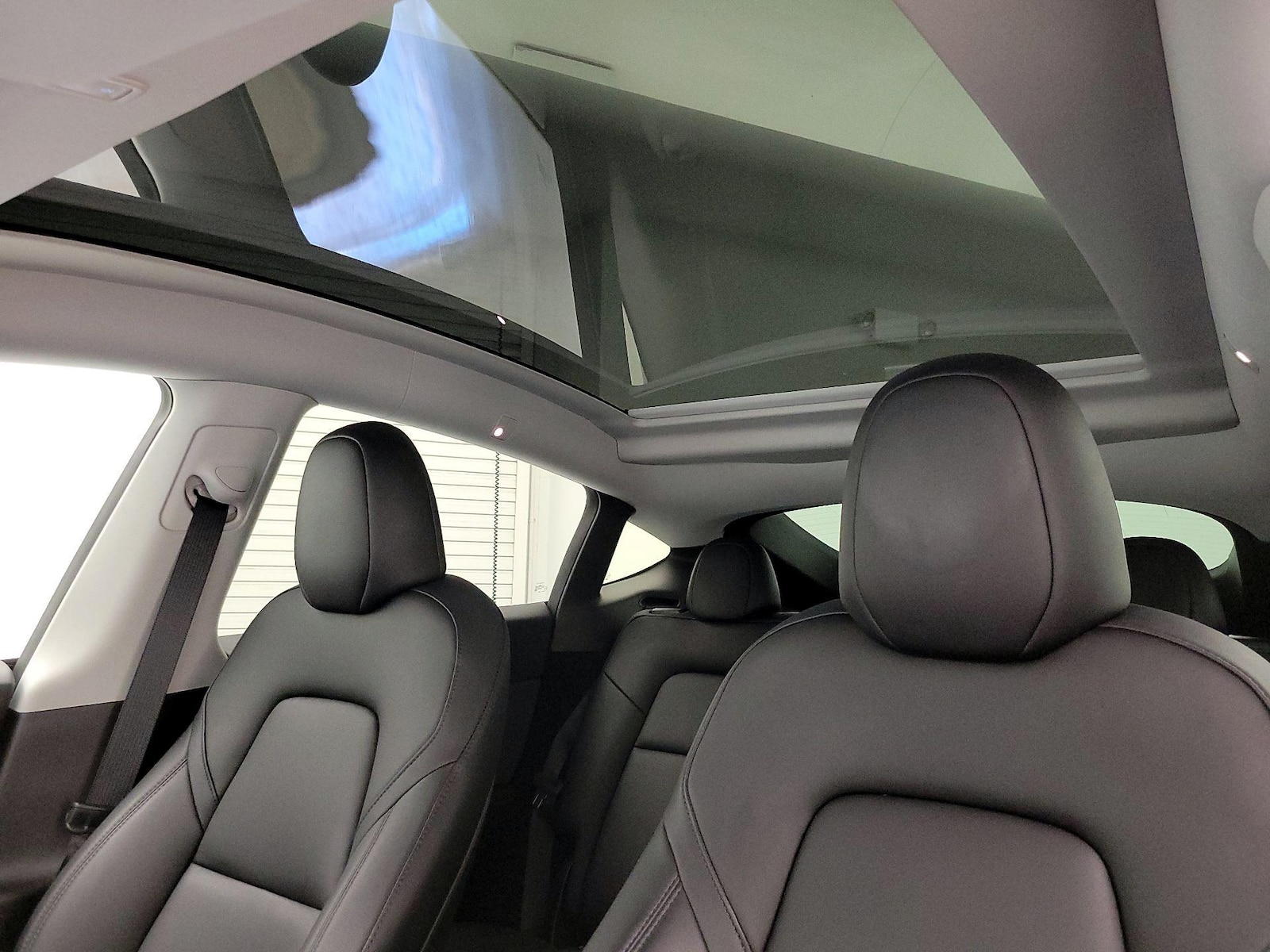 Skylight(s) & Overhead Airbags