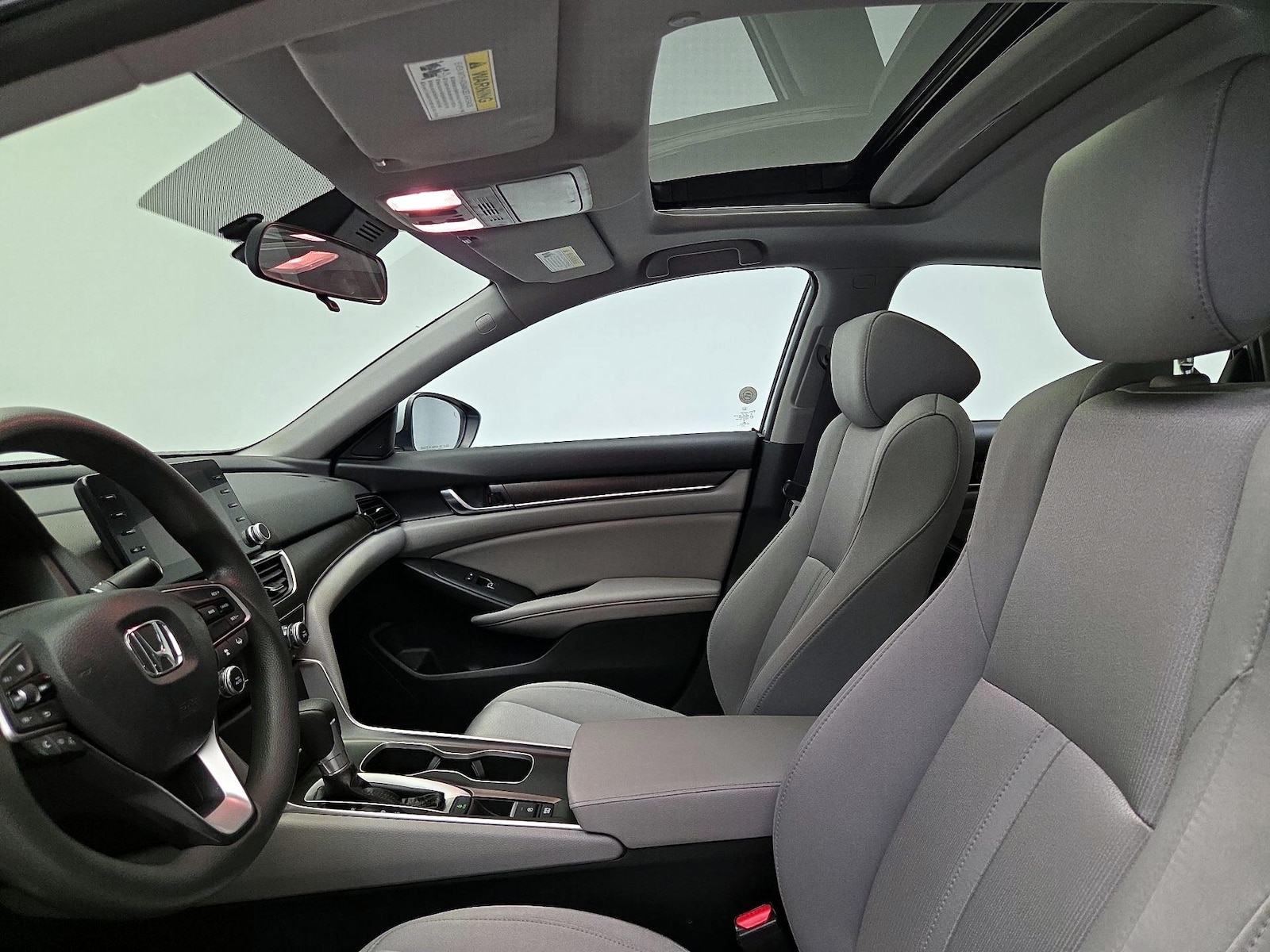 Sunroof(s) & Overhead Airbags