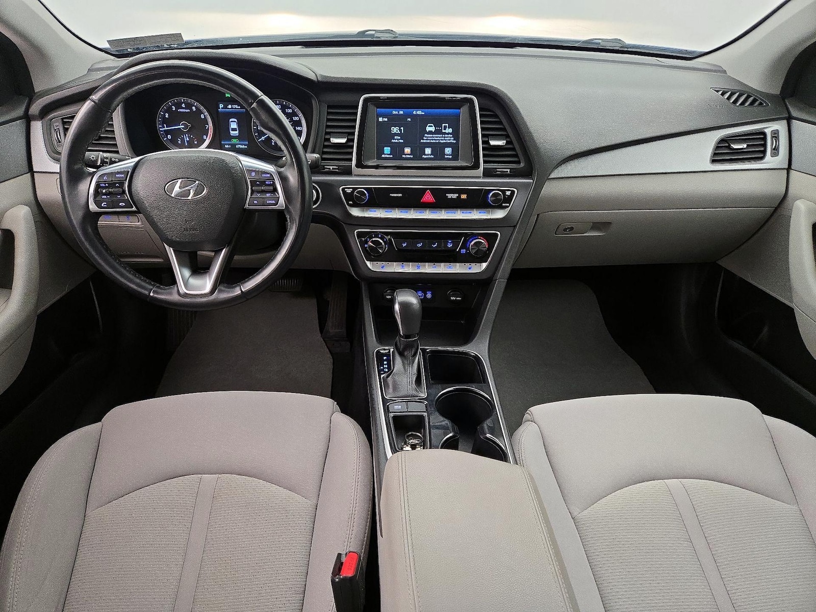 Apple CarPlay® & Android Auto™