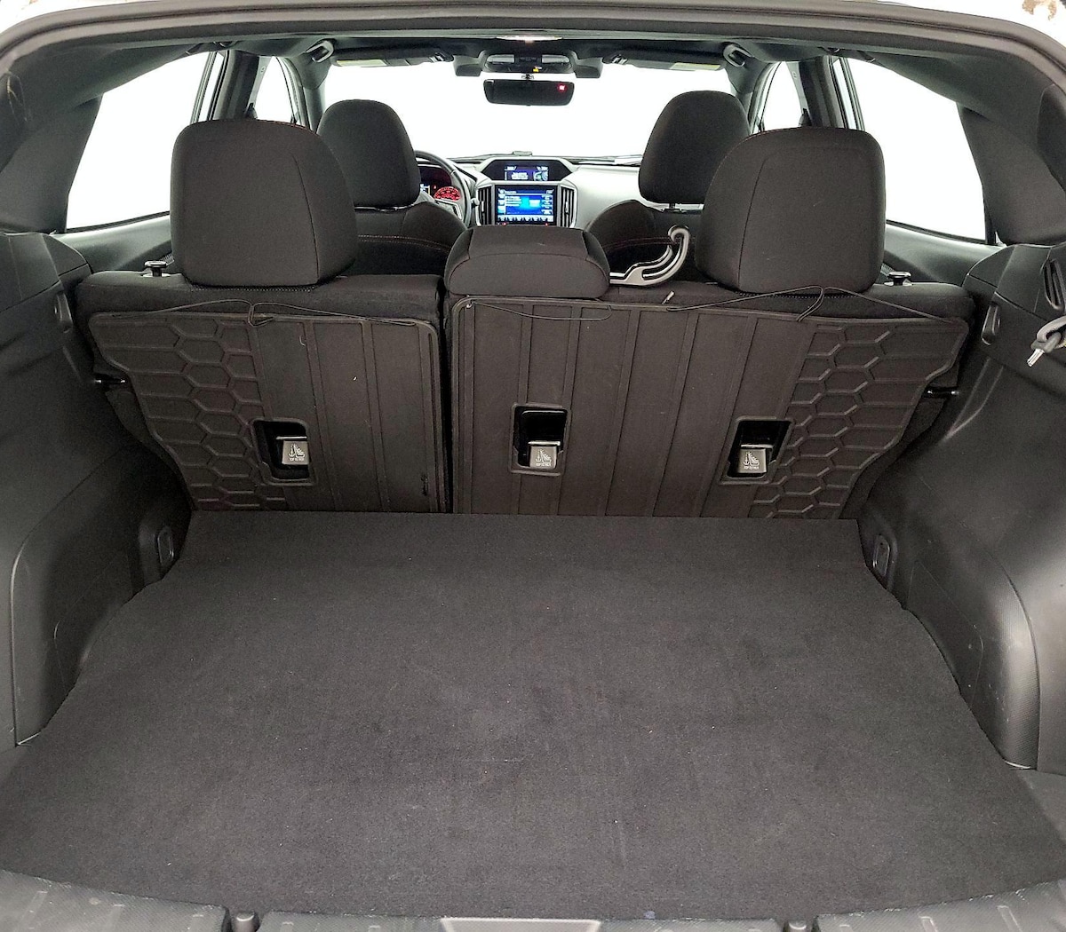 Trunk/Cargo (Seats Up)