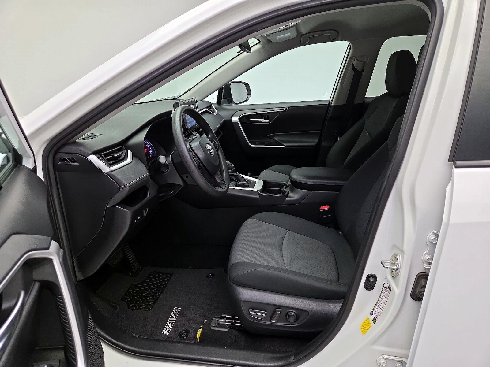 Power Seat(s) & Side Airbags