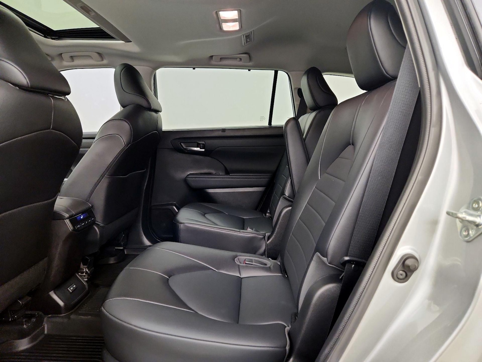 Rear Air Conditioning