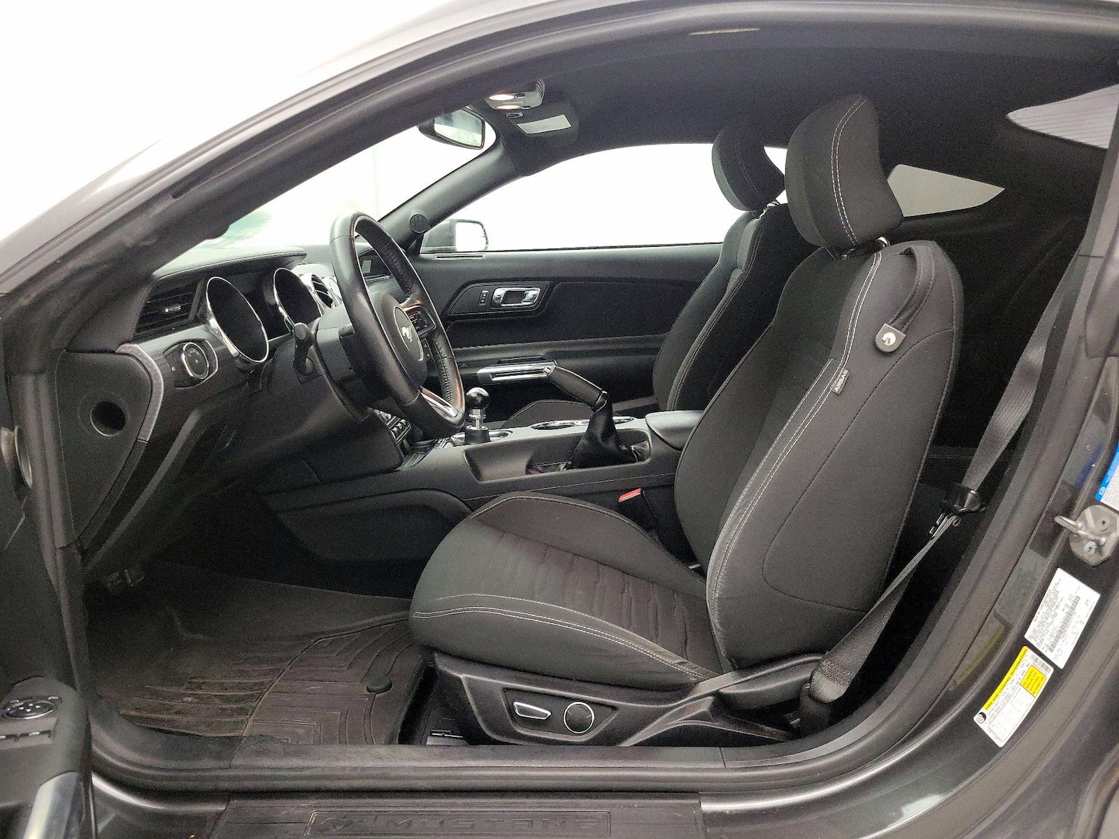 Power Seat(s) & Side Airbags