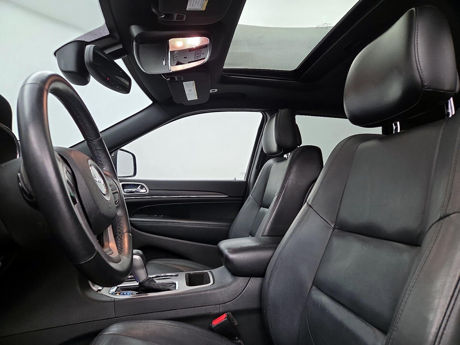 Sunroof(s) & Overhead Airbags