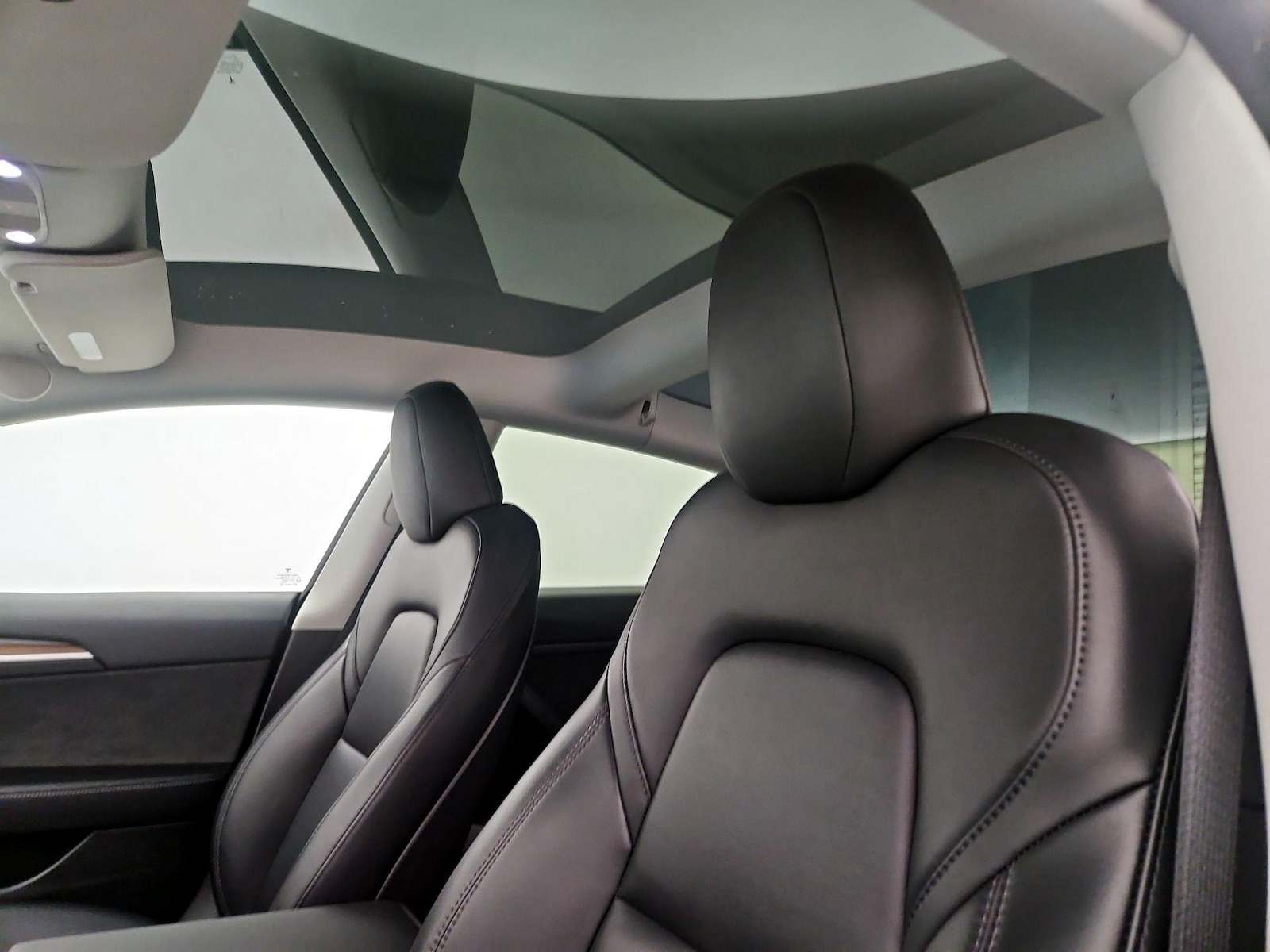 Skylight(s) & Overhead Airbags