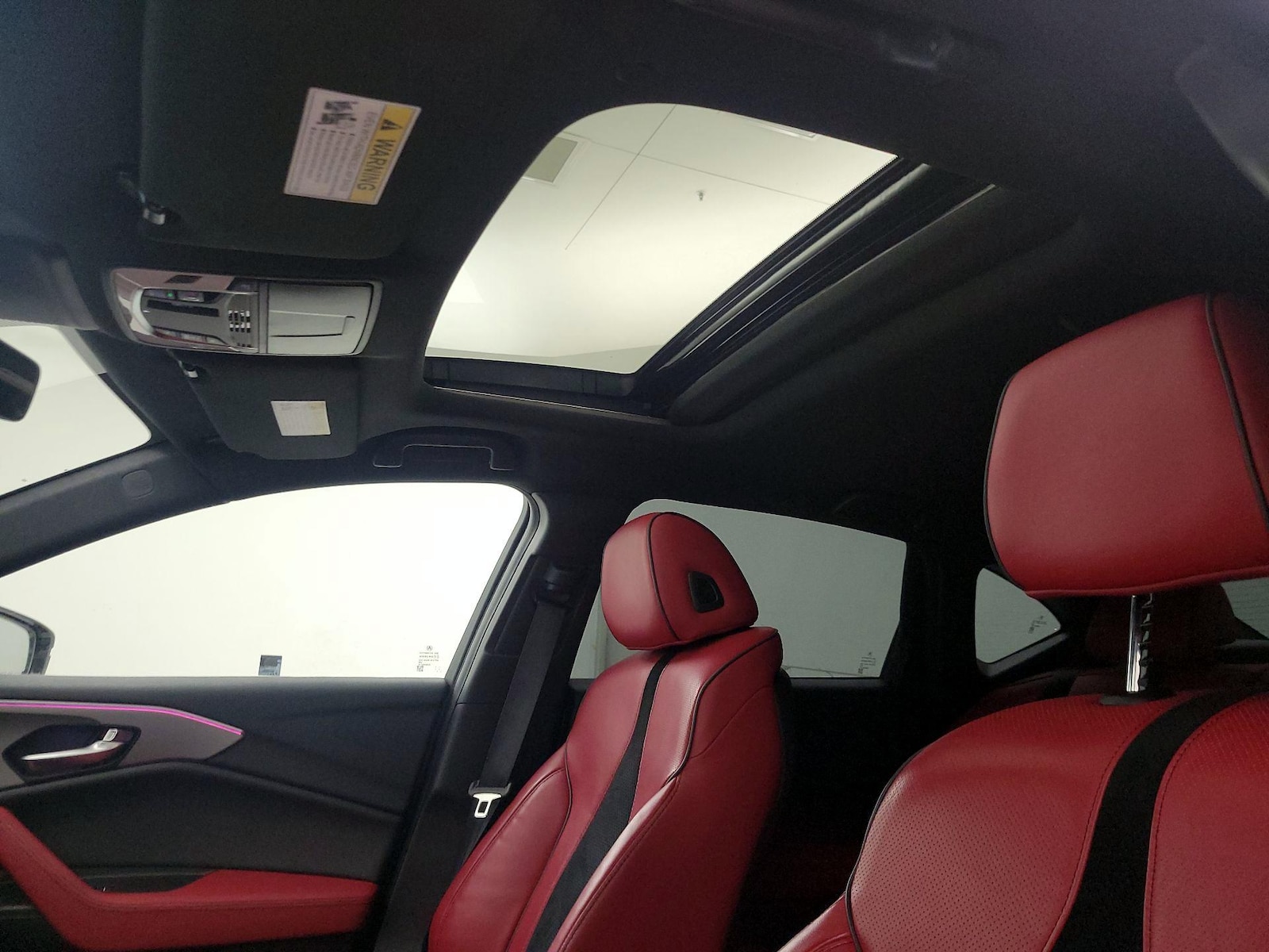 Sunroof(s) & Overhead Airbags