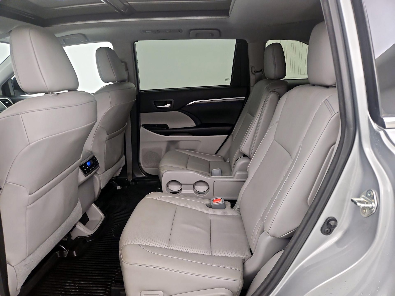 Rear Air Conditioning