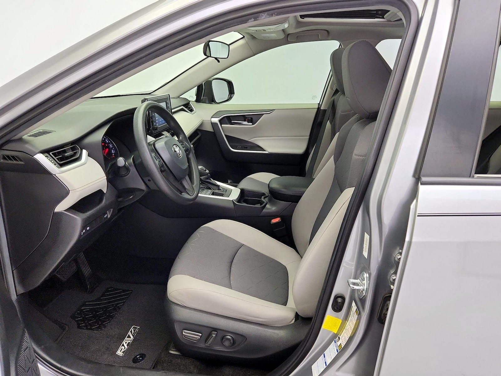 Power Seat(s) & Side Airbags