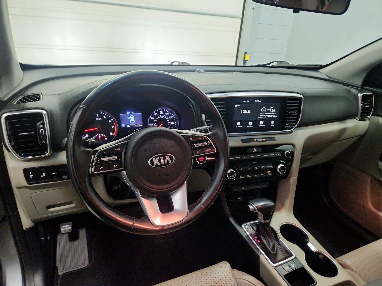 Apple CarPlay® & Android Auto™