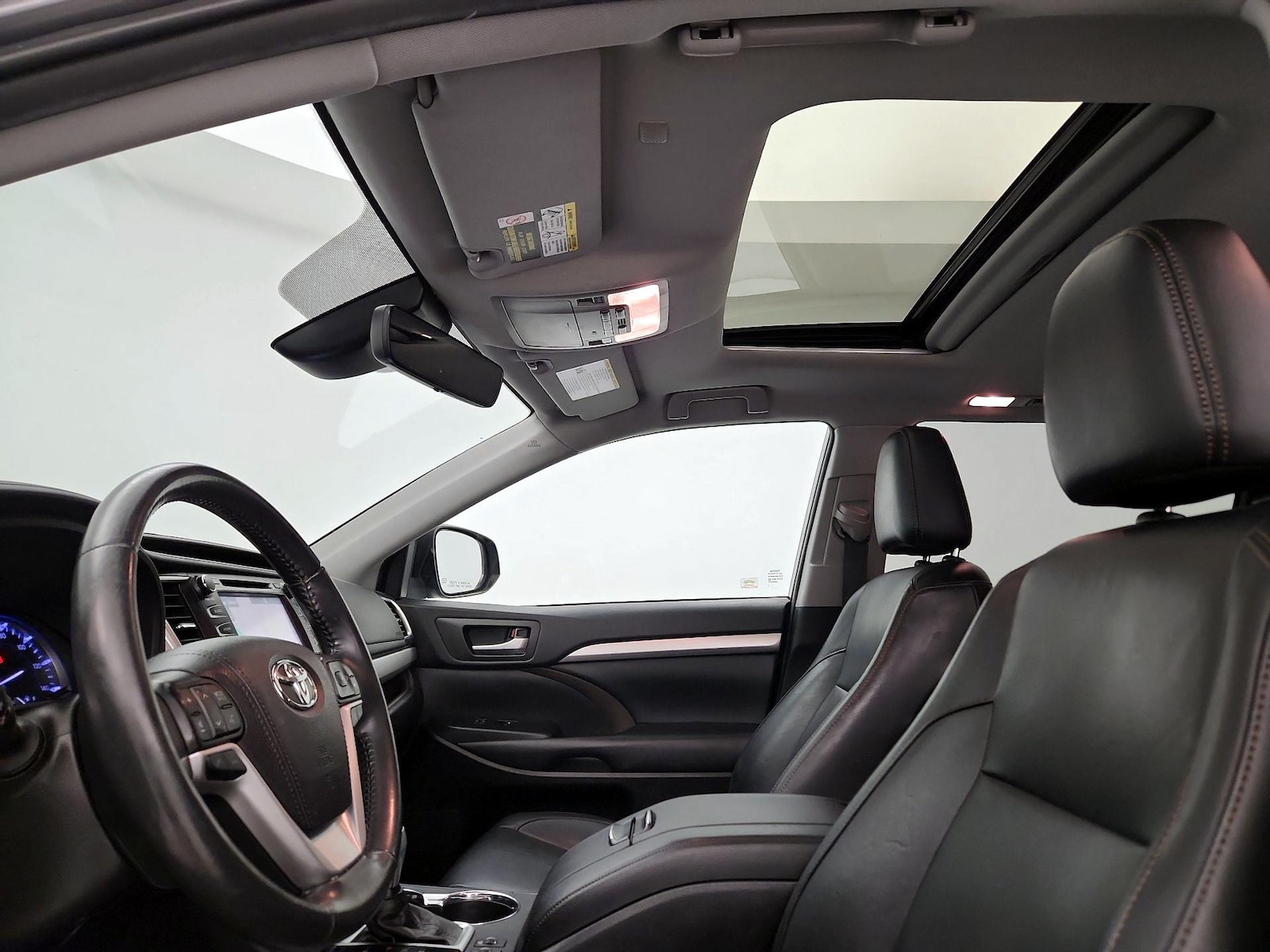 Sunroof(s) & Overhead Airbags