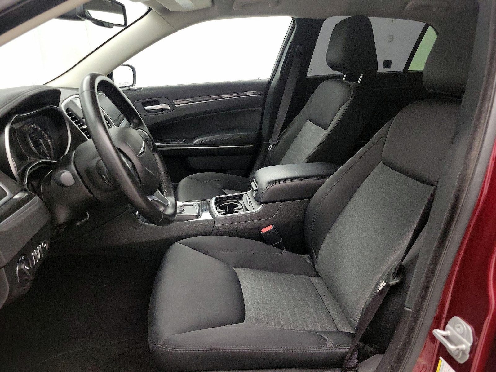 Power Seat(s) & Side Airbags
