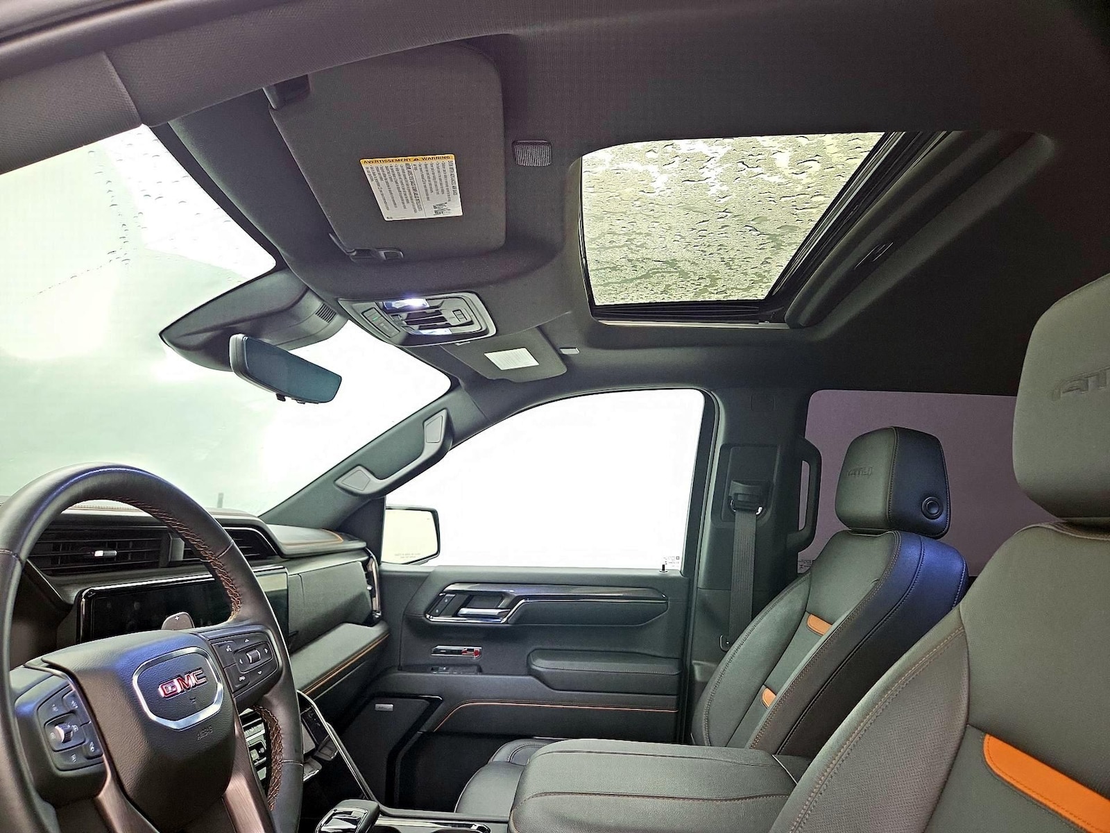 Sunroof(s) & Overhead Airbags